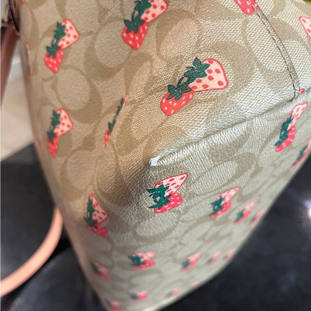 Coach Beige and Red Women's Tote Bag - Picture 3 of 4